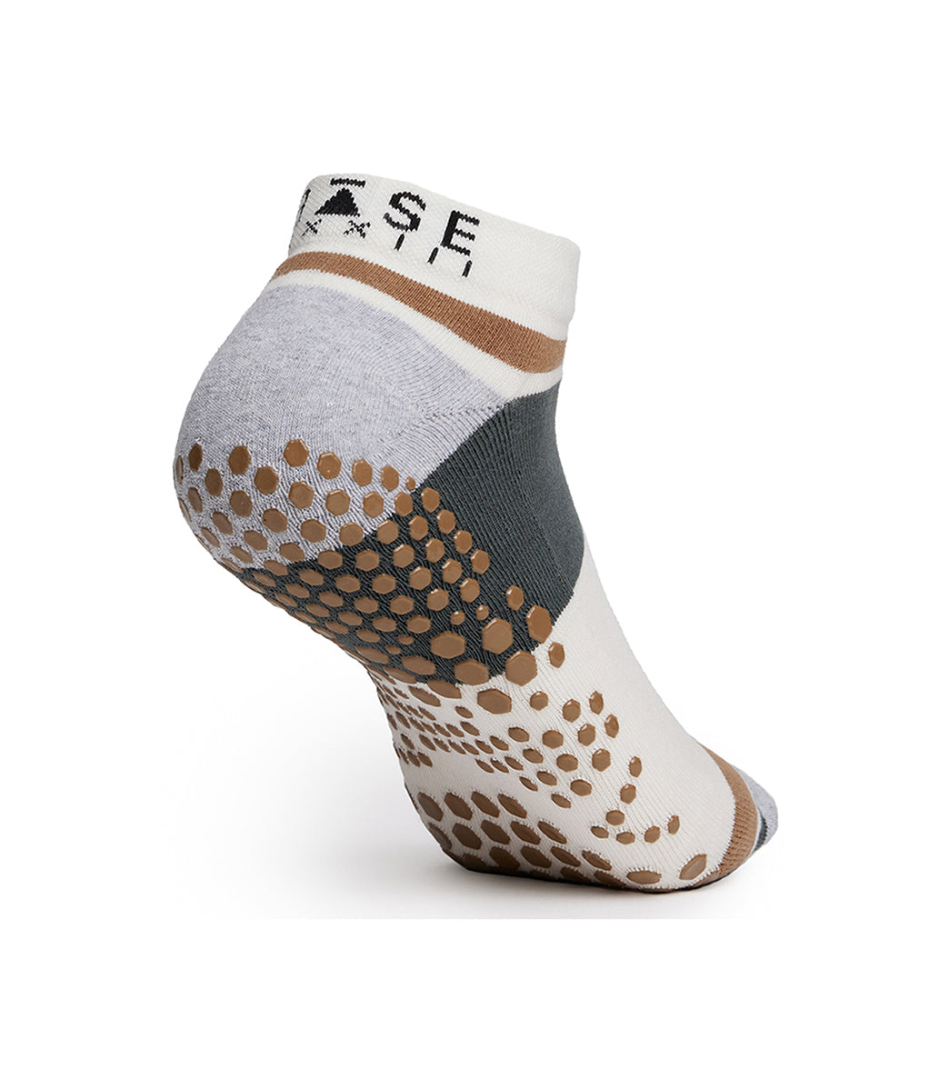 BASE 33 Unisex Low Rise Yoga Socks