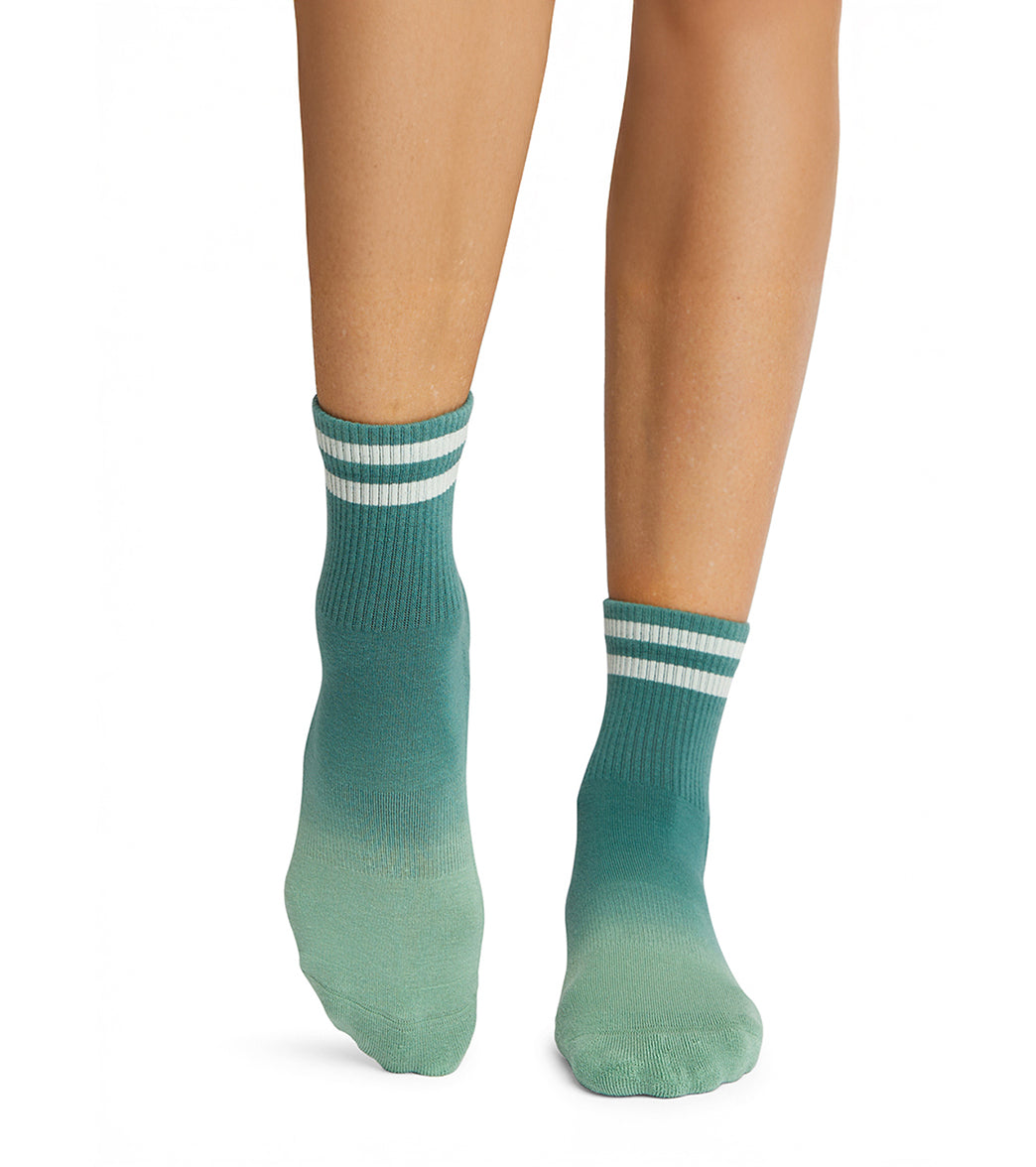 Tavi Aria Yoga Grip Socks