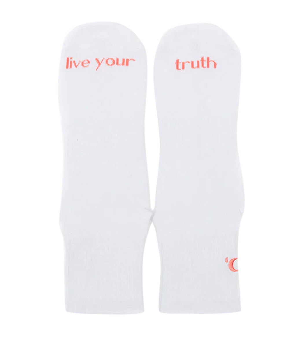 B, Halfmoon Grip Socks