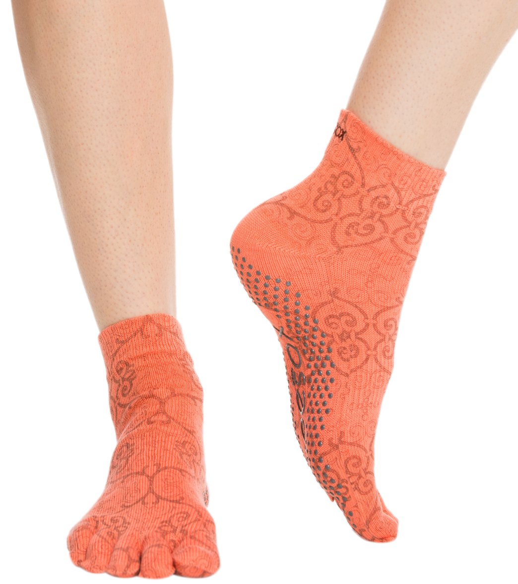 Toesox Ankle Length Full-Toe Yoga Grip Socks