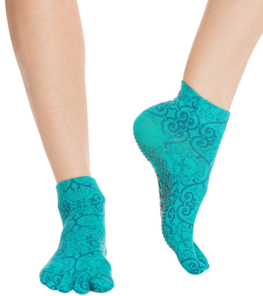 Toesox Ankle Length Full-Toe Yoga Grip Socks